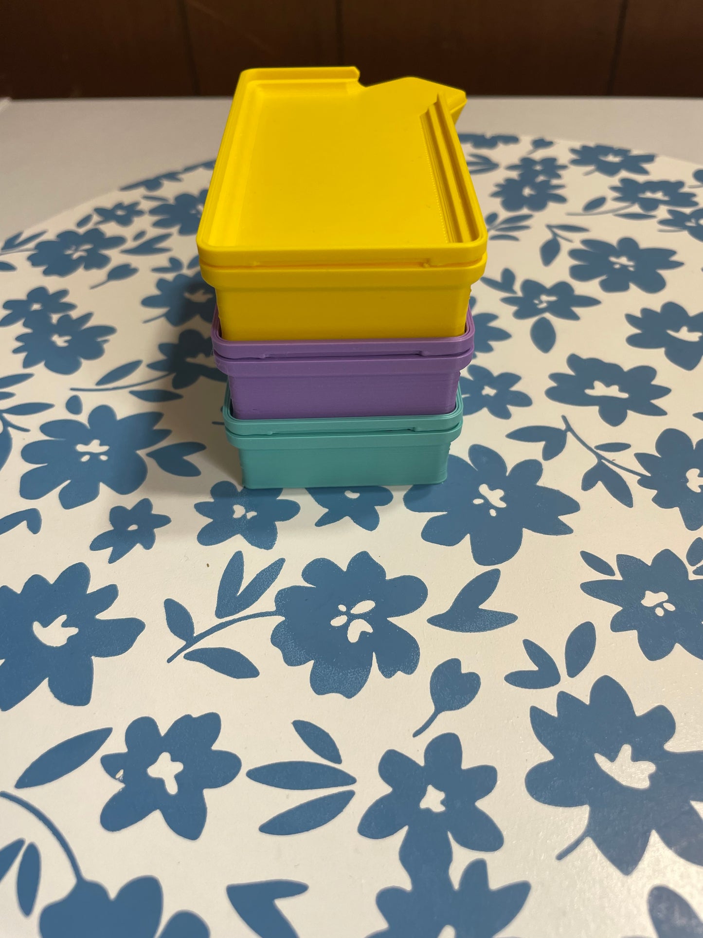 Craft Tray with LID!